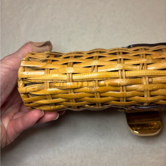 Micheal Michael Kors White and Tan Rattan Clutch EUC - Picture 4 of 11